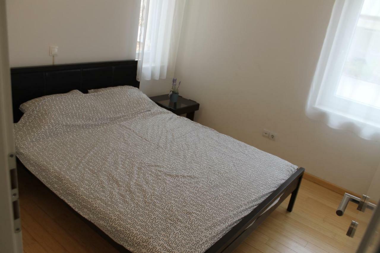 Apartman M&M Stara Novalja Esterno foto
